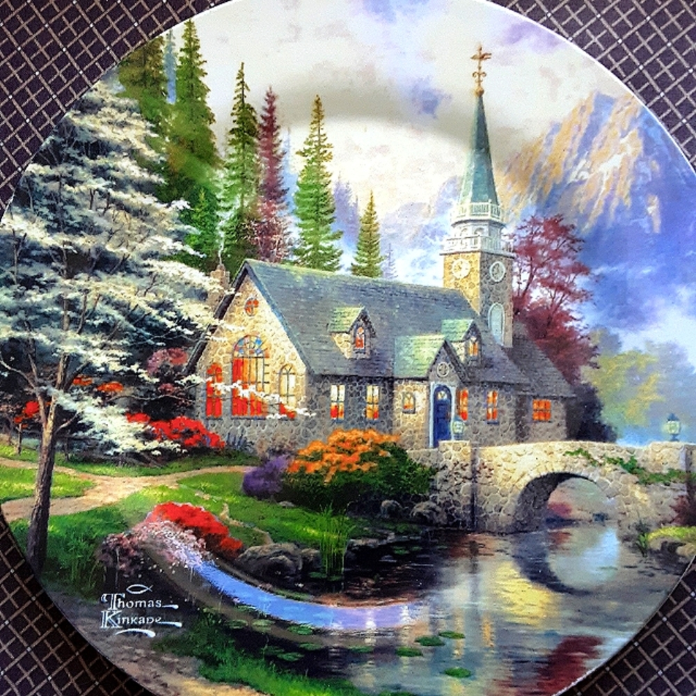 Thomas Kinkade plate, "the Dogwood Chapel." New condition, no chips or scratches